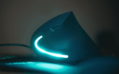 Les souris ergonomiques, pour éviter toutes douleurs.